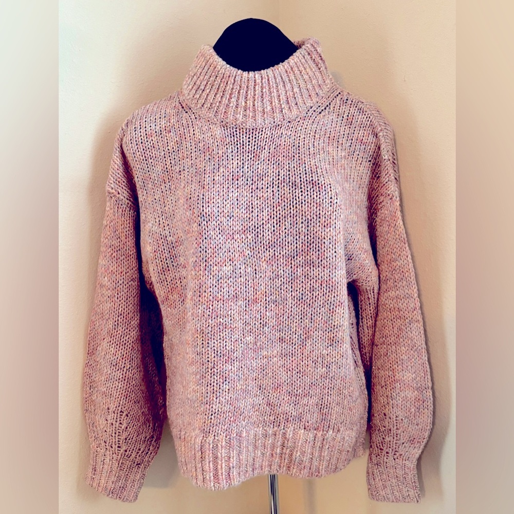 Ann Taylor sweater Small Petite in a full n multipink color palette